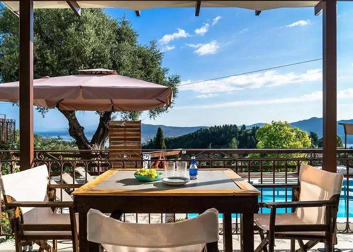 Apartament Afroksilia Triantafilo *