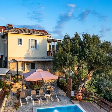 Afroksilia Triantafilo Apartament