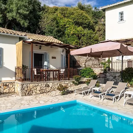 公寓 Afroksilia Triantafilo