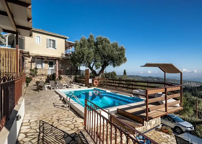 Afroksilia Triantafilo Daire *